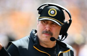 Informe: Arthur Smith fue la primera opción de UNC, no Bill Belichick