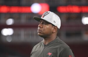 Byron Leftwich se une al cuerpo técnico de la Universidad de Colorado