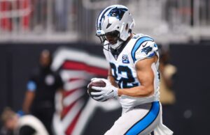 Panthers vuelve a firmar Te Tommy Temble