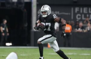 Los Raiders vuelven a firmar a CB Sam Webb a un contrato de un año