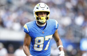 Los Cardenales firman WR Simi Fehoko para un contrato de un año