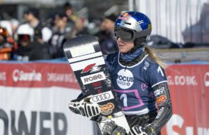 Ester Ledecka hace un esquí más alpino, historia de snowboard en el Campeonato Mundial
