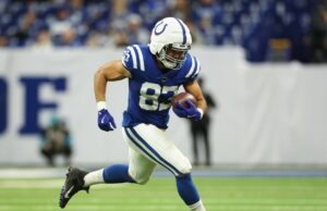 Eagles acepta términos con Te Kylen Granson