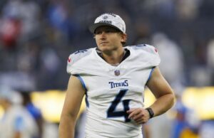 Dolphins aceptan los términos con P Ryan Stonehouse