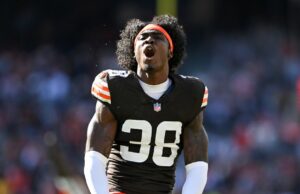 Browns vuelve a firmar CB Tony Brown