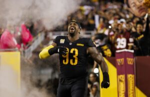 Informe: se espera que 49ers persigan a Jonathan Allen