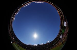 Los comandantes contratan al ejecutivo para dirigir el esfuerzo del estadio