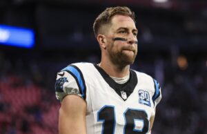 Informe: Panthers le dio a Adam Thielen un aumento salarial