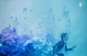 Escenas de indemnización en remolinos de pintura submarina