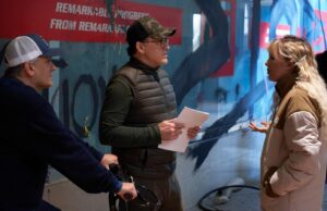Reseña de la película: la ciencia ficción de Russo Brothers 'The Electric State' es grande, ambicioso y aburrido