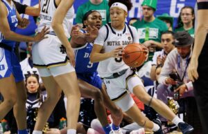 Fuertes calificaciones de televisión y asistencia, baloncesto femenino en buen lugar que se dirige al torneo de la NCAA
