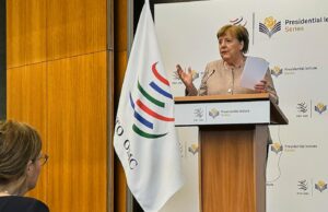 El jefe de la Organización Mundial del Comercio dice que las preocupaciones de los Estados Unidos sobre las tarifas deben ser escuchadas