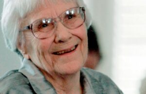 Ficción corta y ensayos de 'To Kill a Mockingbird' Autor Harper Lee para ser publicado