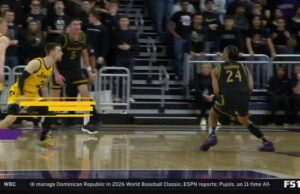 KJ Windham se agita de 3 puntos, extendiendo el liderazgo de Northwestern sobre Iowa