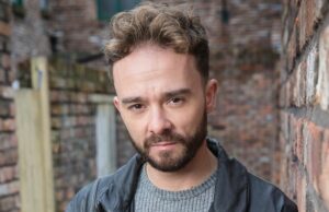 Jack P Shepherd de Corrie revela 'regla' para el elenco detrás de escena y estrella que lo rompió