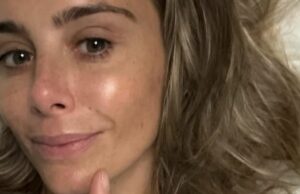 Sky Presenter Posts de la cama del hospital después de la cirugía por 'debilitar' condición