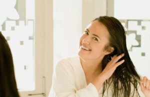 El paquete de cabello que ayuda a reducir la pérdida de cabello y el desprendimiento de 'después de 3 meses de uso' obtiene un ahorro de £ 30