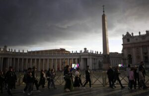 Los líderes mundiales llegan a Roma mientras el Vaticano se prepara para el funeral del Papa Francisco el sábado