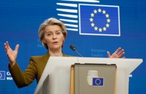 Ursula von der Leyen dice que los aranceles de Trump son un gran golpe para la economía mundial