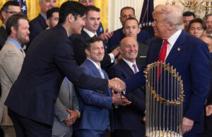 Los Dodgers de Los Ángeles visitan la Casa Blanca para celebrar la victoria de la Serie Mundial 2024