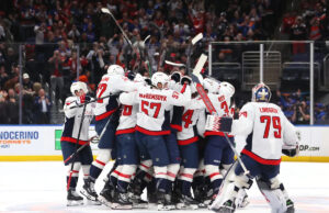 Objetivo récord de Alex Ovechkin: el mundo del deporte reacciona al hito de la estrella de la NHL, incluido Michael Phelps preguntando '¿Es una posibilidad de 1,000?'