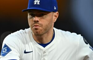 Freddie Freeman de los Dodgers puso una lista lesionada después de la ducha