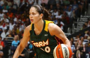 Bird, Moore, Anthony, Donovan Top '25 Basketball Hall of Fame Clase
