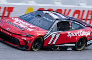 Denny Hamlin necesita horas extras para ganar en Darlington Raceway