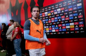 Arresto por la policía y acusado al hombre presunto de Jack Grealish Asalto