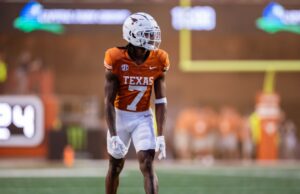 Texas WR Isaiah Bond tiene una apretada agenda de visitas