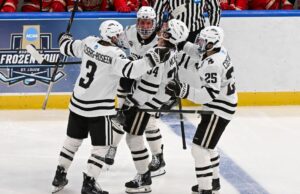 Western Michigan gana en 2ot, obtiene Boston U. en Frozen Four Final