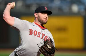 Liam Hendriks de los Medias Rojas regresa después de 'viaje largo y arduo'