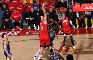 Alperen Sengu Ponterize Draymond Green temprano en Warriors-Rockets