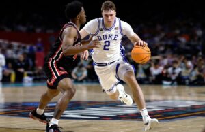 Cooper Flagg de Duke confirma que está entrando en el draft de la NBA