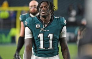 Eagles WR AJ Brown dice que el automóvil se recuperó después de que fue robado