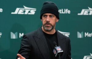 Steelers dice que la situación de Aaron Rodgers no afectará la estrategia de borrador