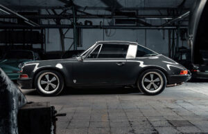 1991 Porsche 911 Targa R Backdate