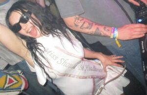 Summer de mocoso o mocoso fastidio? La camiseta de Coachella de Charli XCX deja a los fanáticos divididos