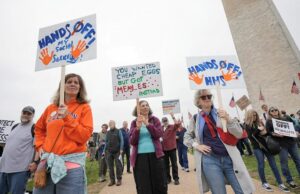 VIDEO: Estallan las protestas masivas anti-Trump y almizcle en ciudades de todo el mundo