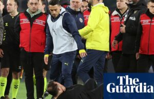 José Mourinho multado y prohibido por pellizcar la nariz del gerente rival | José Mourinho