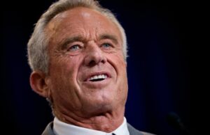 Según los informes, RFK Jr. quiere defundir la línea directa del suicidio nacional para LGBTQ+ Jóvenes