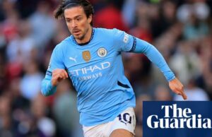 Hombre acusado de asalto por supuestamente abofetear a Jack Grealish en Old Trafford | Manchester City