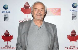 ¿Quién era Ted Kotcheff? Explorando el fin de semana en Bernie's y First Blood Director's Life and Legacy en medio de su muerte a los 94