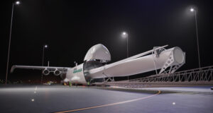 Construir el avión más grande del mundo para ayudar a atrapar el viento
