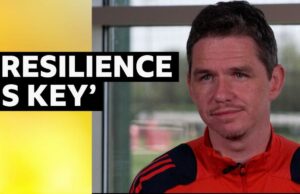 La clave de 'resiliencia' para la estadía de Skinner en Man Utd