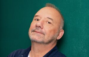 El comediante Bob Mortimer hace una confesión devastadora de la muerte después de una cirugía cardíaca que ahorra vivo