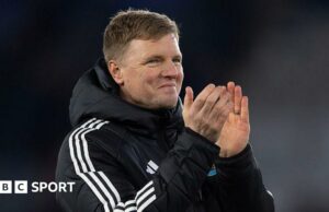 Eddie Howe: El gerente de Newcastle dice que está 'bien' pero 'no 100%' después de la estadía en el hospital con neumonía