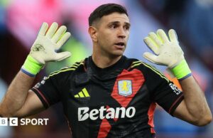 Emiliano Martinez Hat: Aston Villa Boss Unai Emery Backs 'Madury' portero después de la última broma de sombrero