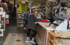 Cierre mundial de lino después de 37 años en el condado de Prince George