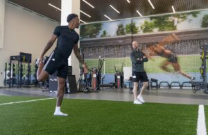 Nuevas instalaciones de entrenamiento deportivo para profesionales y Joes abre en Corewell Health
